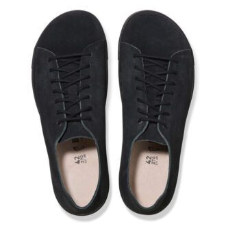 Bend Low Decon Nubuck Leather Triple Black