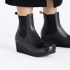 Ebba Slip-on i skinn, svart Ebba Slip-on i skinn, svart
