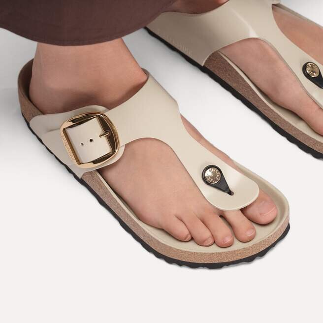 Gizeh Big Buckle naturlig skinnlakk Gizeh Big Buckle naturlig skinnlakk