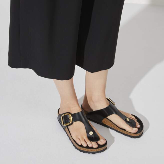 Gizeh Big Buckle naturlig skinnlakk Gizeh Big Buckle naturlig skinnlakk
