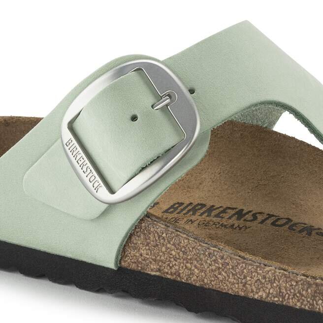 Gizeh Big Buckle Nubuck Leather Matcha Gizeh Big Buckle Nubuck Leather Matcha