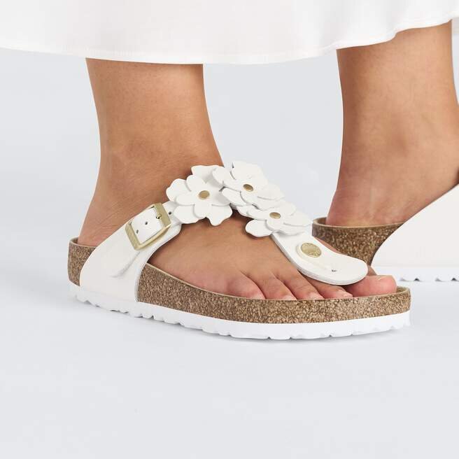Gizeh-blomsterpynt i naturlig skinn Gizeh-blomsterpynt i naturlig skinn