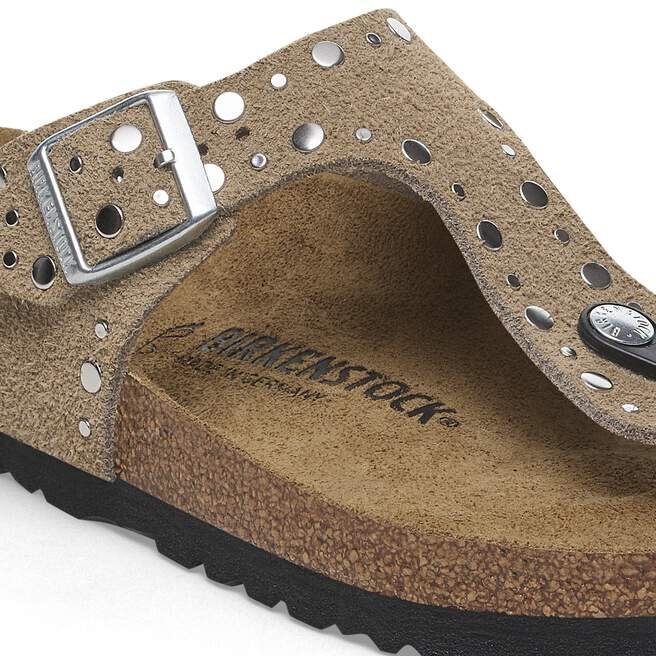 Gizeh Rivet Suede Leather Gizeh Rivet Suede Leather
