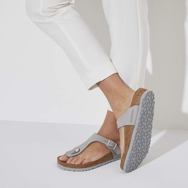 Gizeh Soft Footbed Nubuck Leather Dove Gray Gizeh Soft Footbed Nubuck Leather Dove Gray