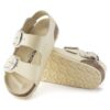 Milano Big Buckle naturlig skinnlakk Milano Big Buckle naturlig skinnlakk