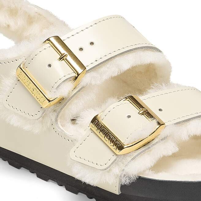 Milano Shearling Naturlig skinn-shearling Høyglans Ecru Milano Shearling Naturlig skinn-shearling Høyglans Ecru
