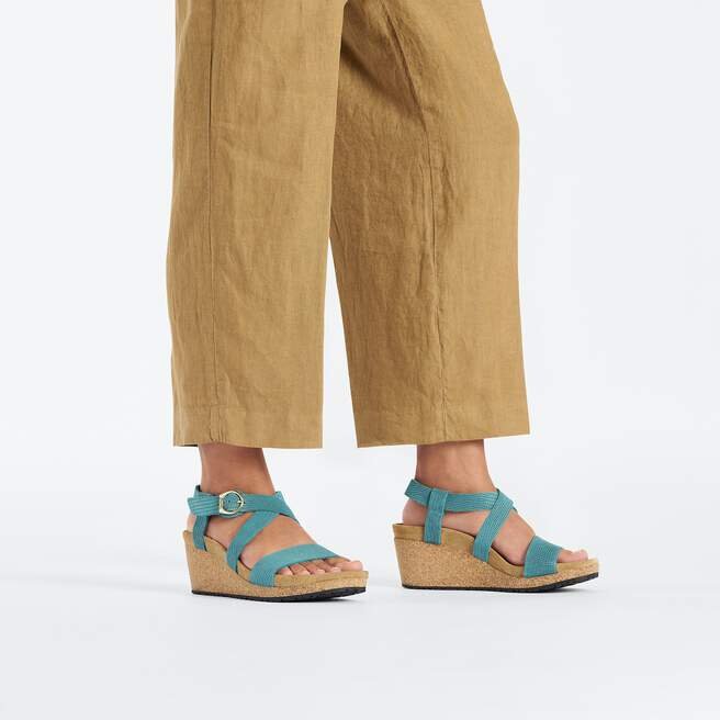 Sibyl med ring-spenne i nubuck-lær med preg Sibyl med ring-spenne i nubuck-lær med preg