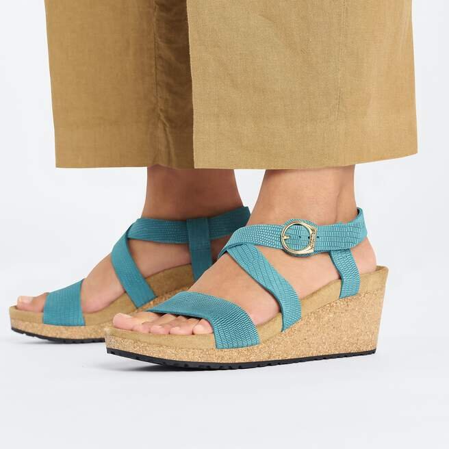 Sibyl med ring-spenne i nubuck-lær med preg Sibyl med ring-spenne i nubuck-lær med preg