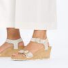 Soley Ring-Buckle Nubuk Leather