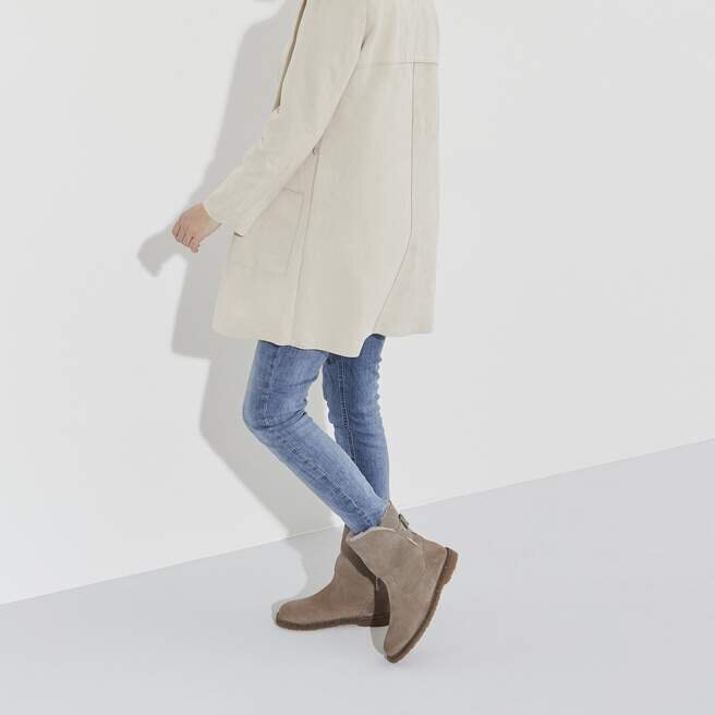 Uppsala Shearling Suede Leather Uppsala Shearling Suede Leather