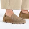 Utti Slip-on i semsket skinn